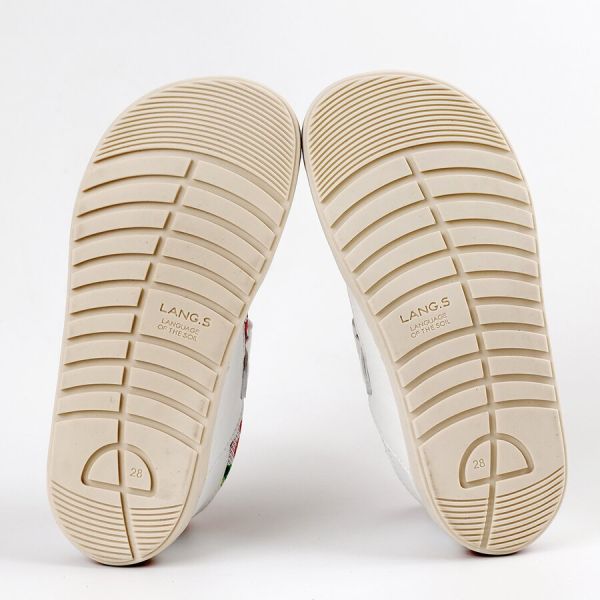 Ember Green in pelle