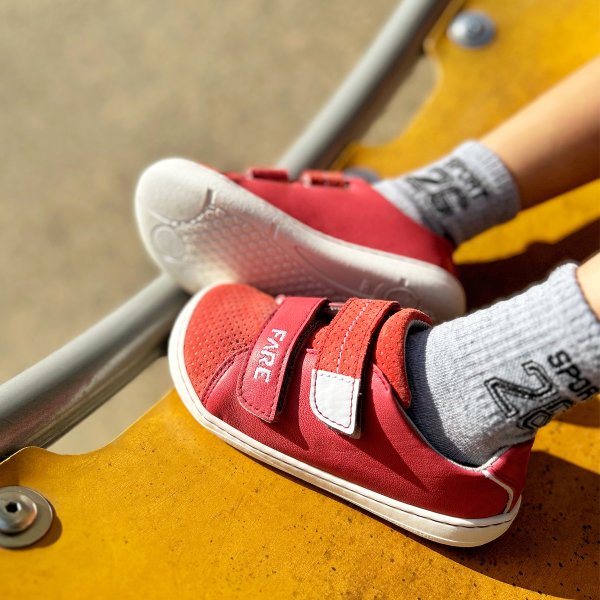 VIDEO: Sneakers Medium Wide di FareBare