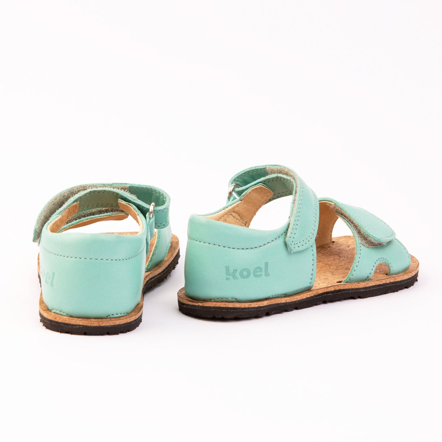 Amelia Aqua in pelle