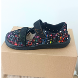 Parrot in nubuck