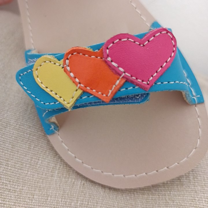 Ariel hearts in pelle