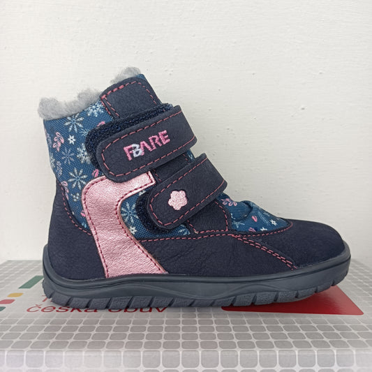 Padded boots with little flowers