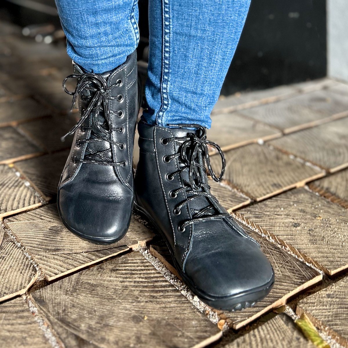 PREORDINE - Avila in pelle