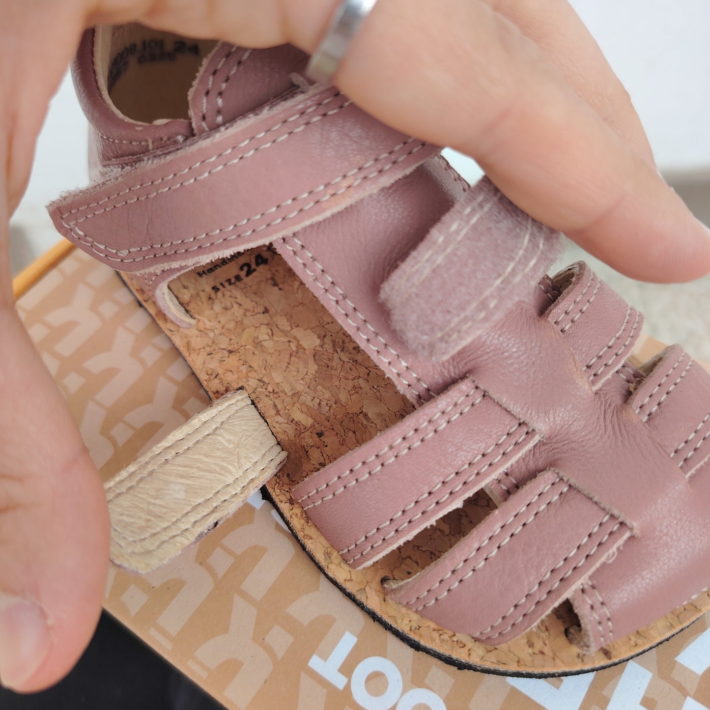 Arin Old Pink in pelle