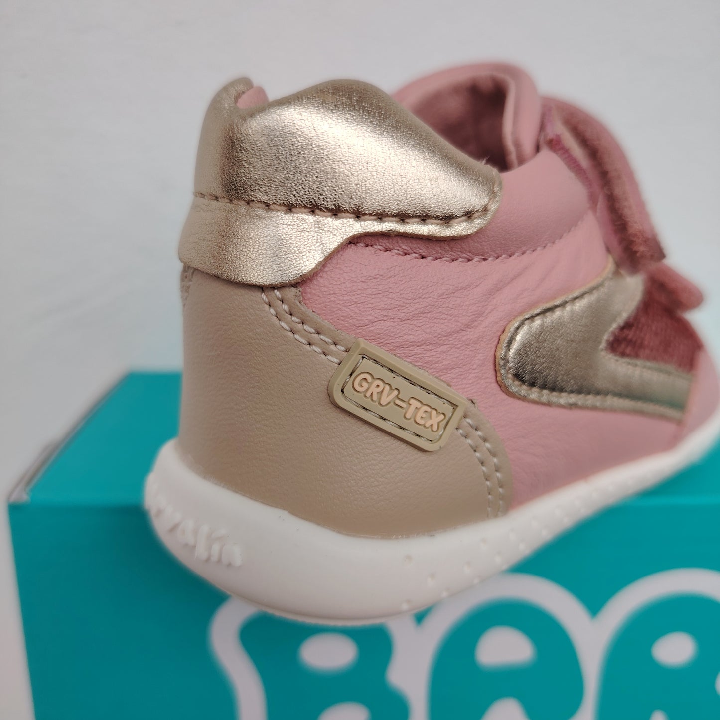 Urban Petalo water-repellent