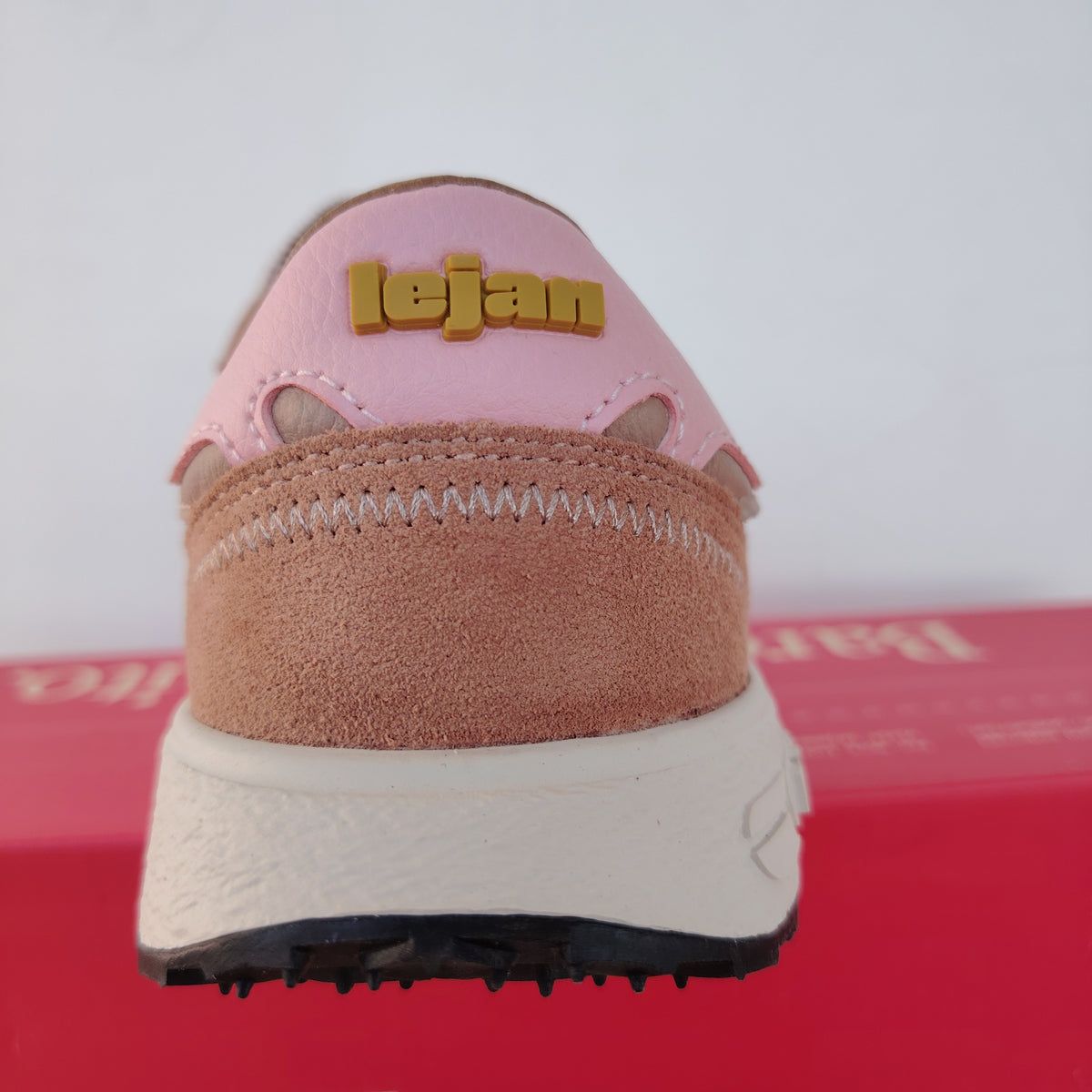 Lejan Melrose Candy