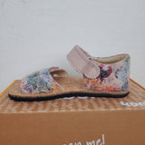 Amelia Nude in pelle