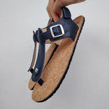 Abriana Blu in pelle