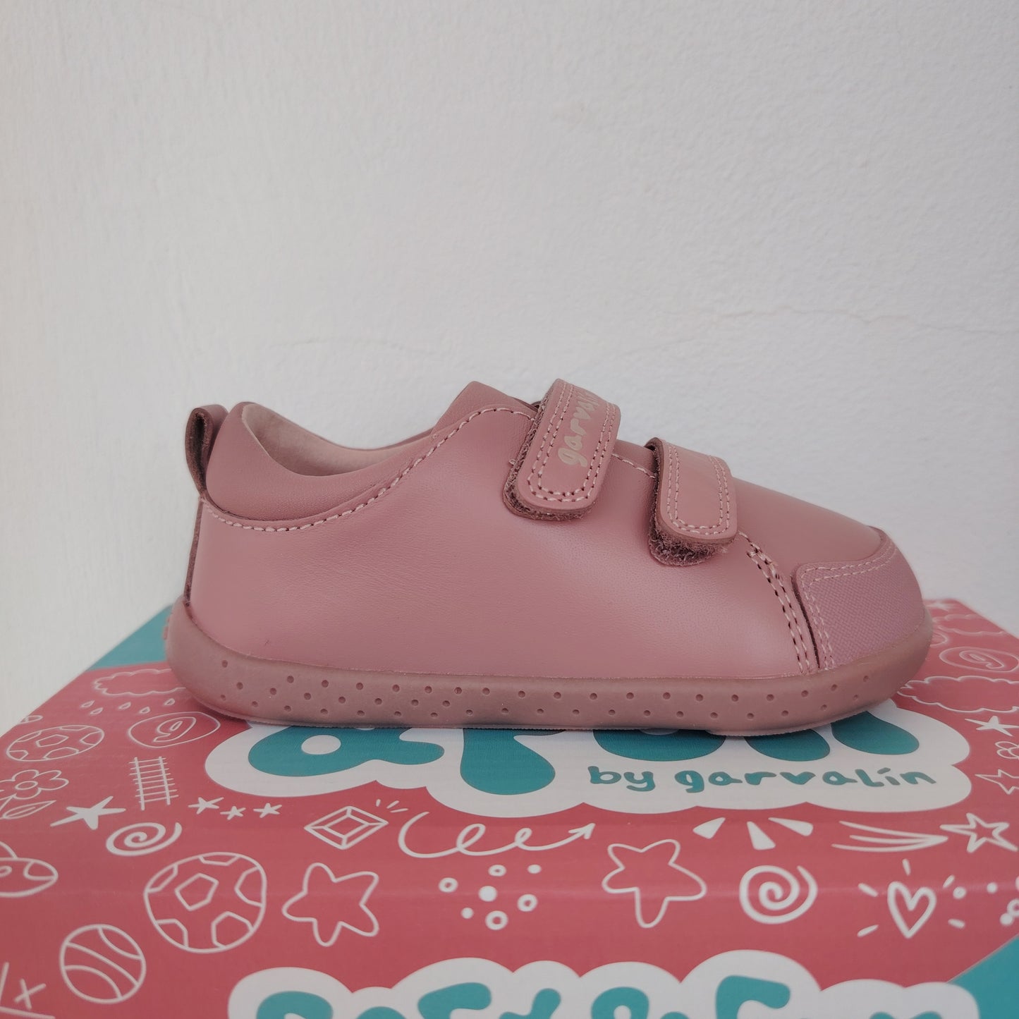 Sneakers Kiss (19-22)