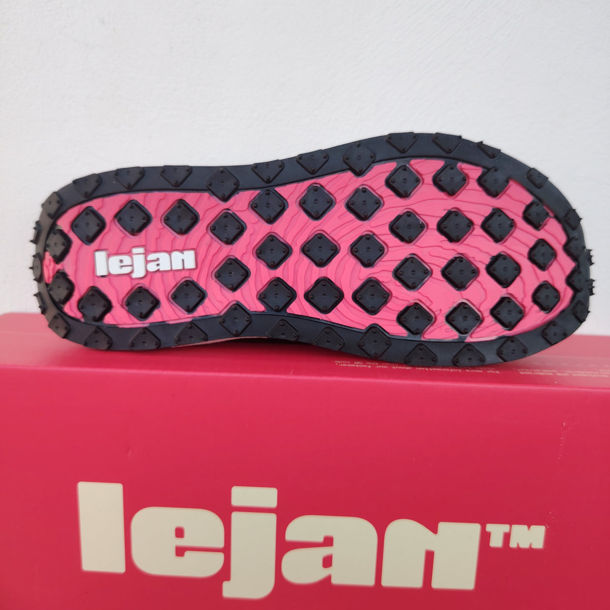Lejan Melrose Candy