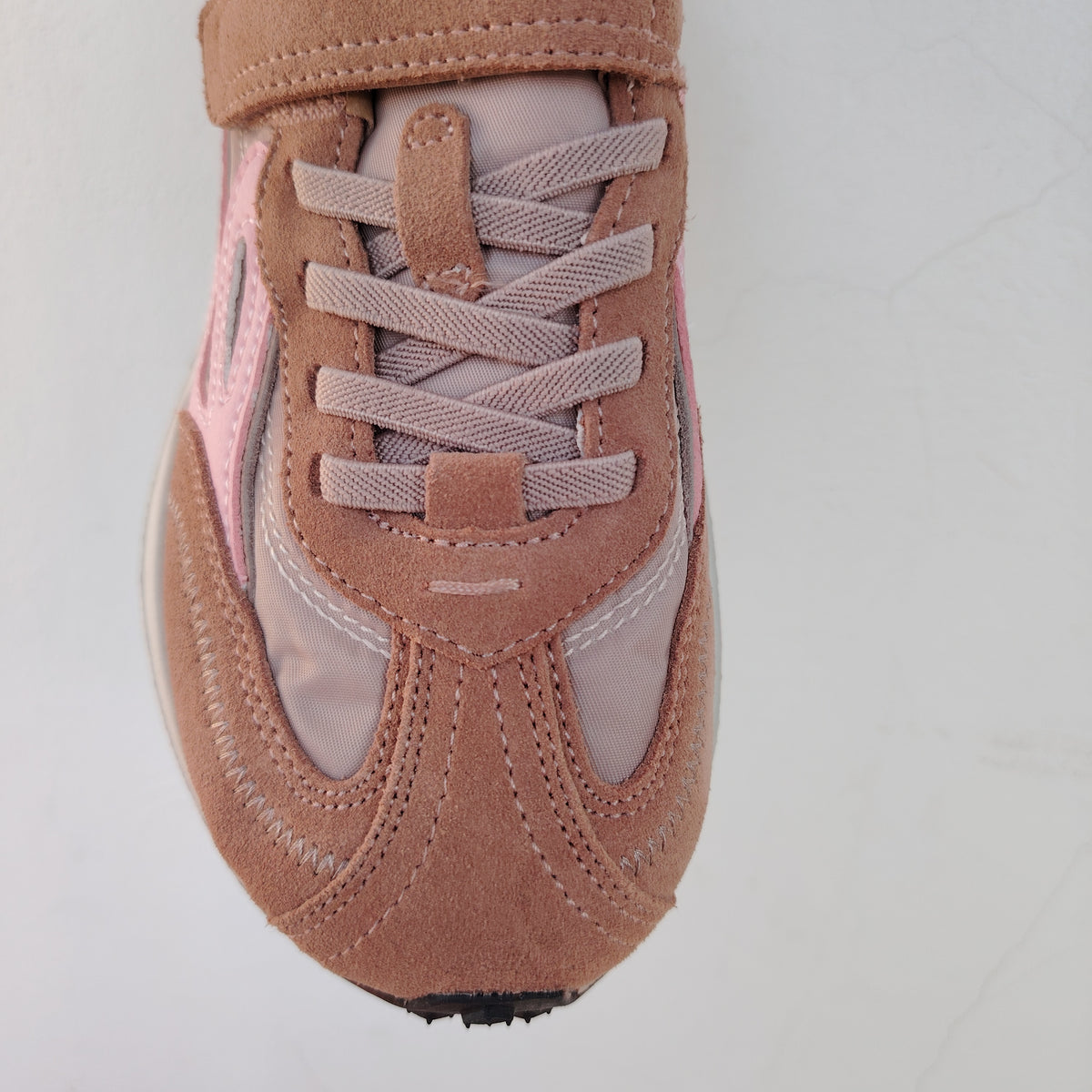 Lejan Melrose Candy
